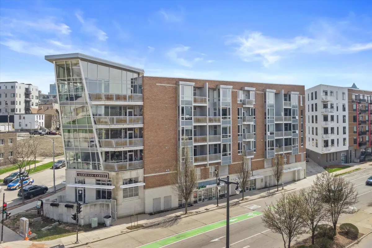 1541 N Jefferson St, Milwaukee, WI 53202 - #1