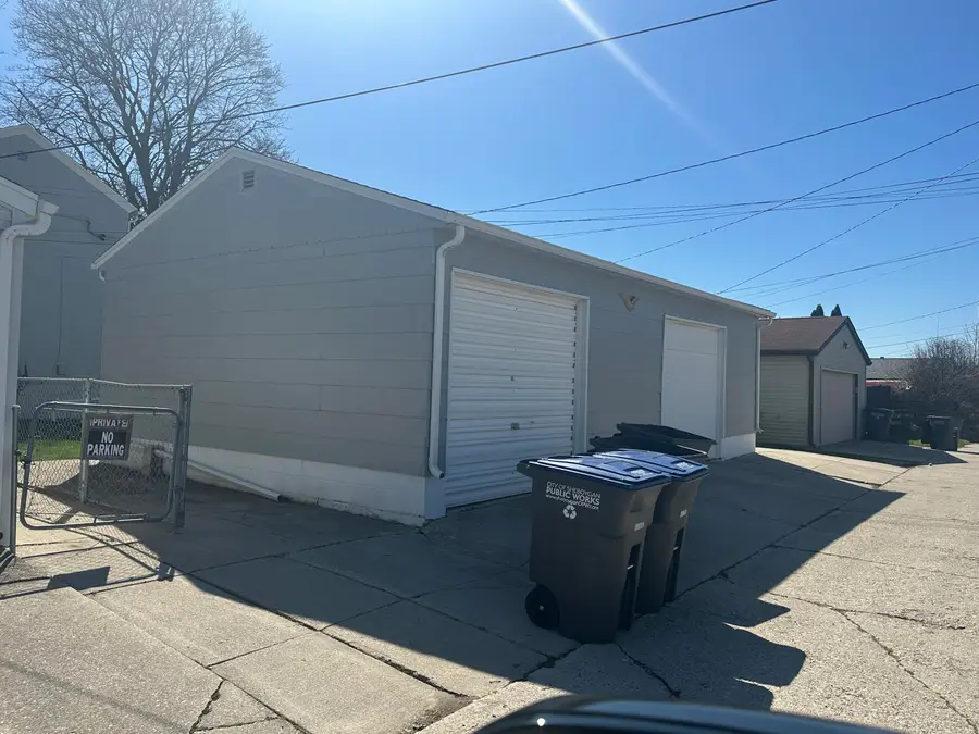 1628 Blocki Ct, Sheboygan, WI 53081 - #3