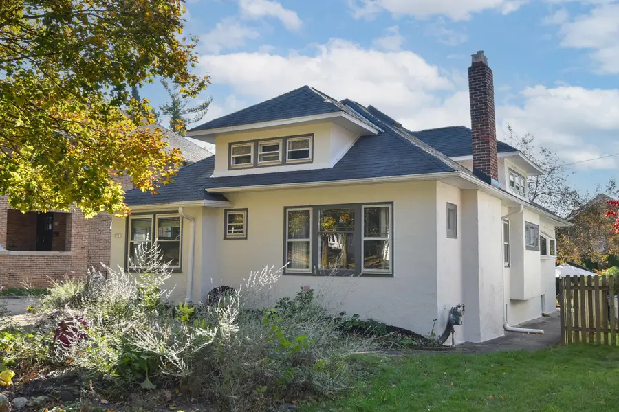 5721 W Washington Blvd, Milwaukee, WI 53208 - #2