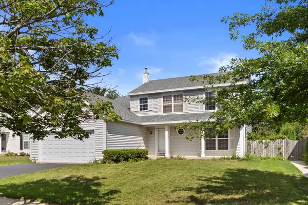 9442 73rd St, Kenosha, WI 53142