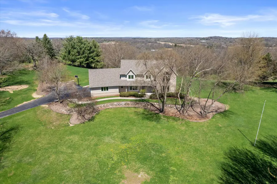 S86W32230 Elias Ct, Mukwonago, WI 53149 - #3