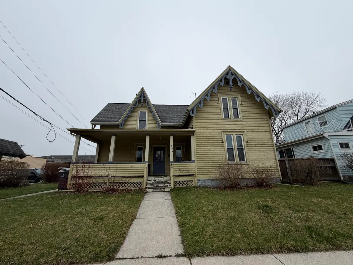 309 Broadway St, Sheboygan Falls, WI 53085 - #1