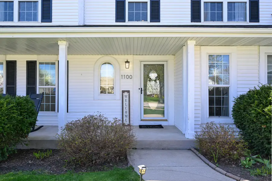 1100 Dana Ln, Waukesha, WI 53189 - #2