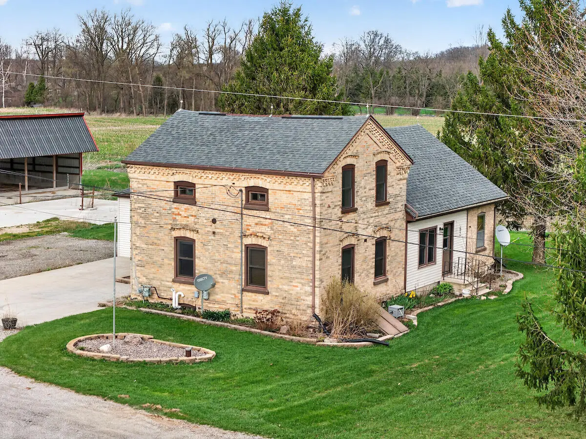 2342 State Highway 28, Farmington, WI 53040 - #1