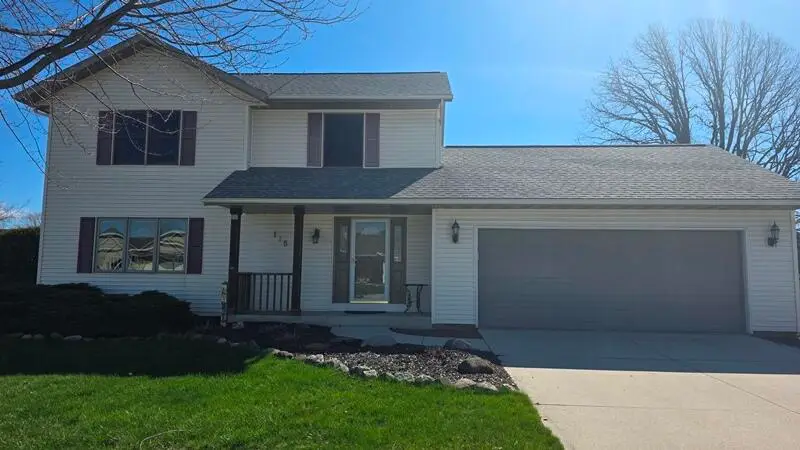 118 Columbine Ln, Sheboygan Falls, WI 53085 - #1
