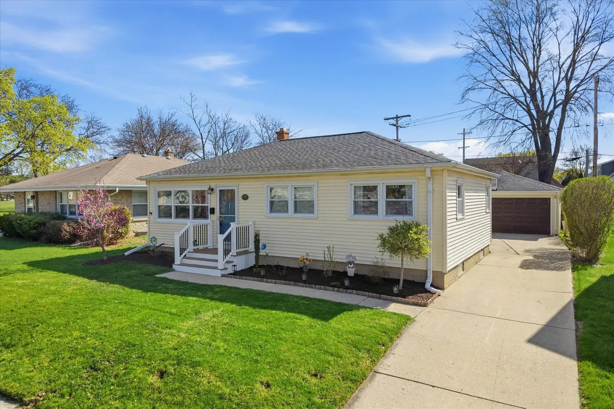 3608 S 91st St, Milwaukee, WI 53228 - #1