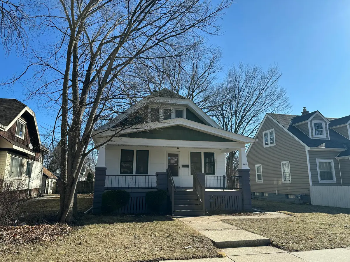 4852 N 37th St, Milwaukee, WI 53209 - #1