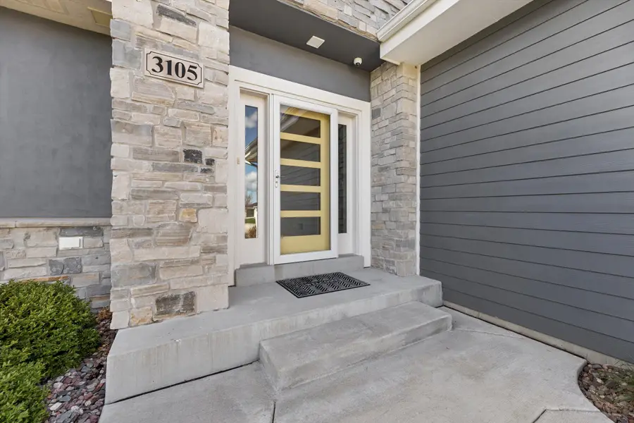 3105 Mendota Ct, Summit, WI 53066 - #3