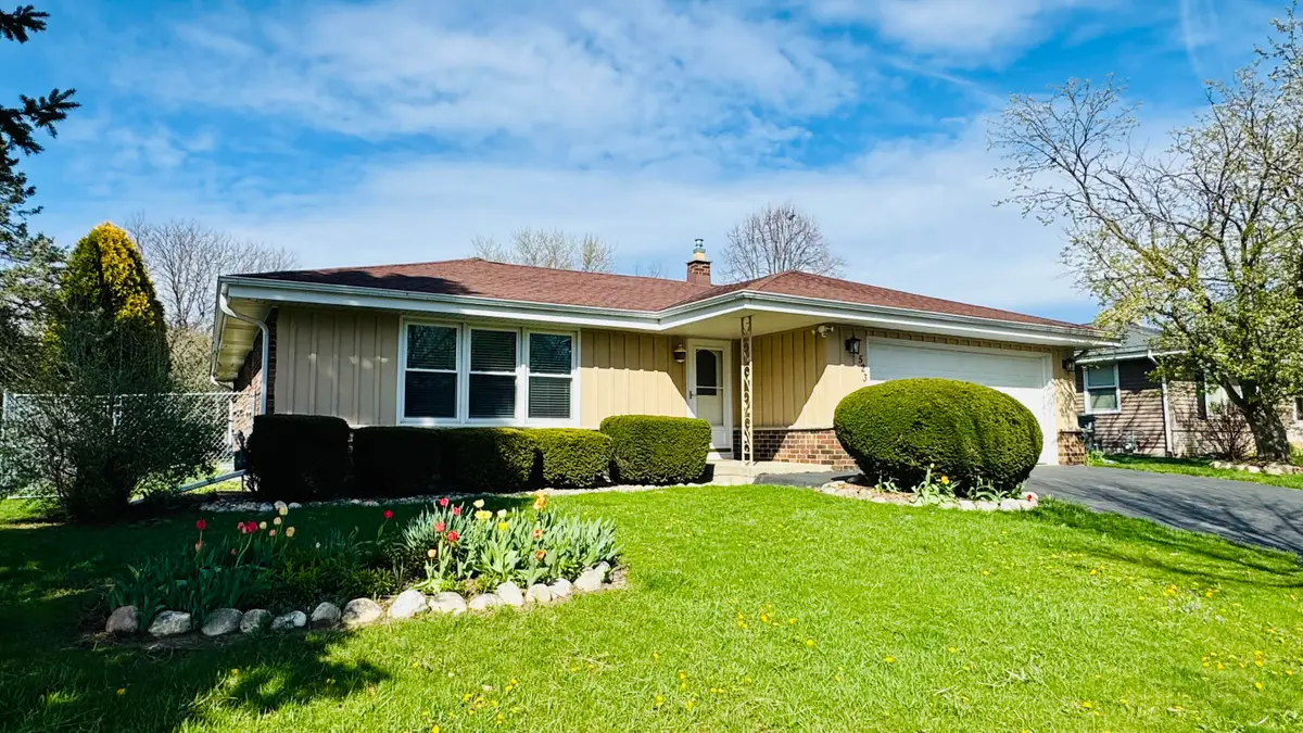 1523 David Ln, Waukesha, WI 53189 - #1