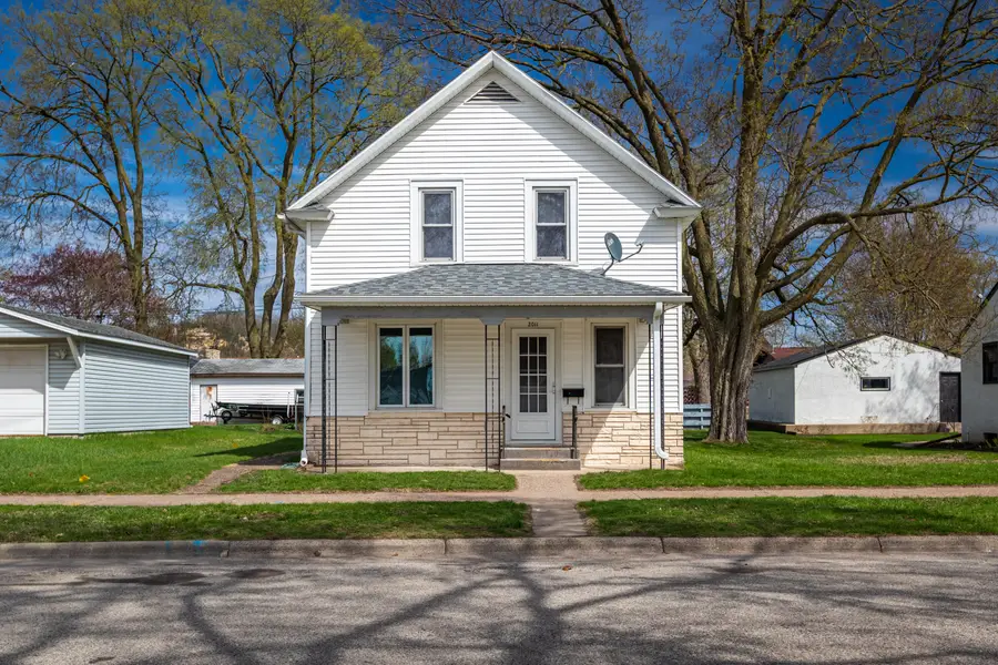 2011 21st St S, La Crosse, WI 54601 - #2