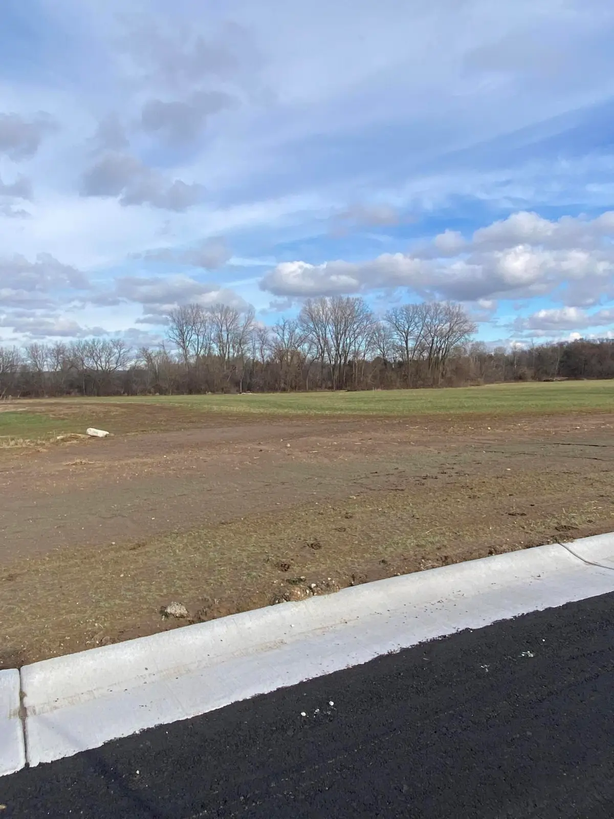 S53W26728 W Gemstone Ct, Waukesha, WI 53189 - #1