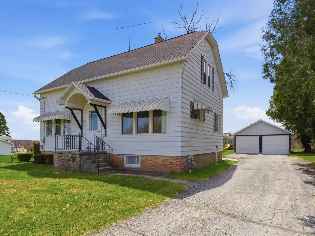 411 S Packer Dr, Francis Creek, WI 54220 - #1