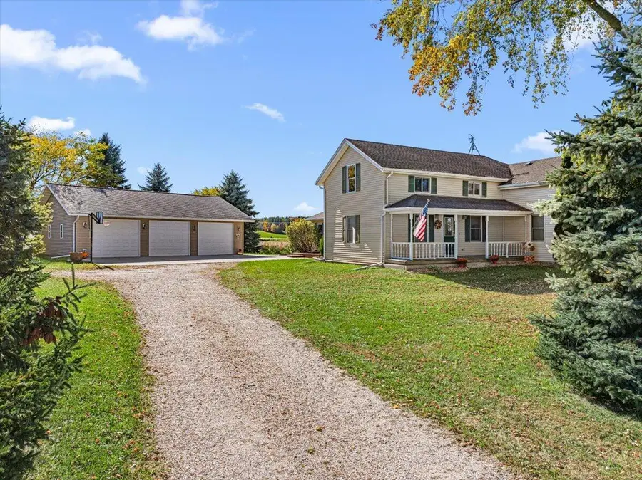 W5689 County Road W, Sherman, WI 53001 - #2
