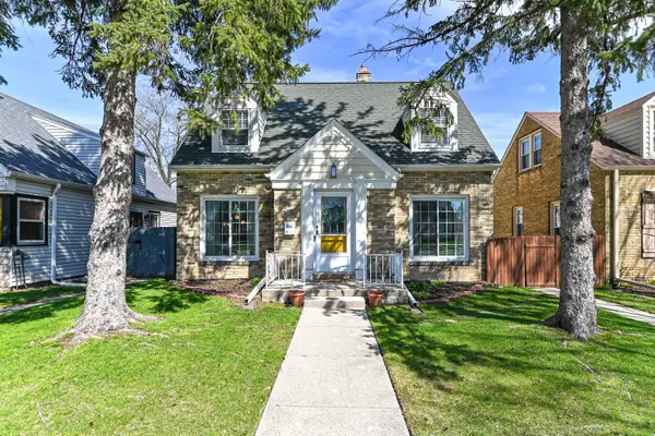 3050 N 77th St, Milwaukee, WI 53222