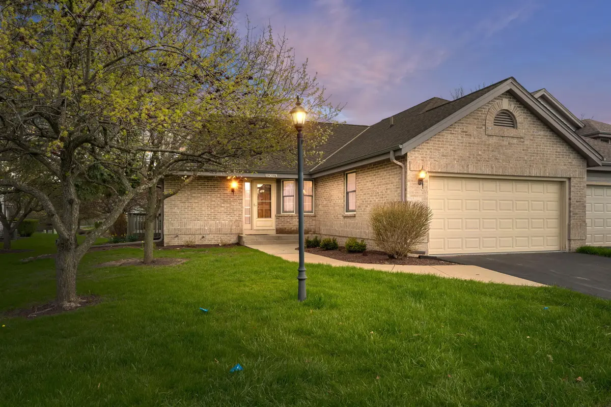1909 Springbrook N, Waukesha, WI 53186 - #1