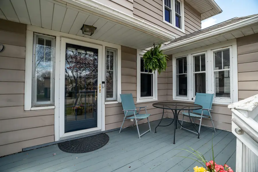 329 N 68th St, Wauwatosa, WI 53213 - #2