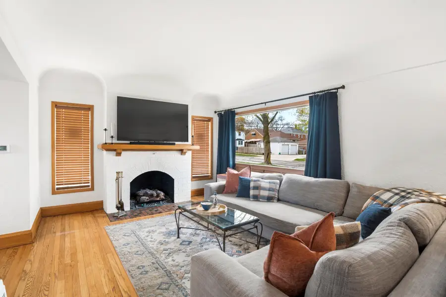 3052 S 46th St, Milwaukee, WI 53219 - #3