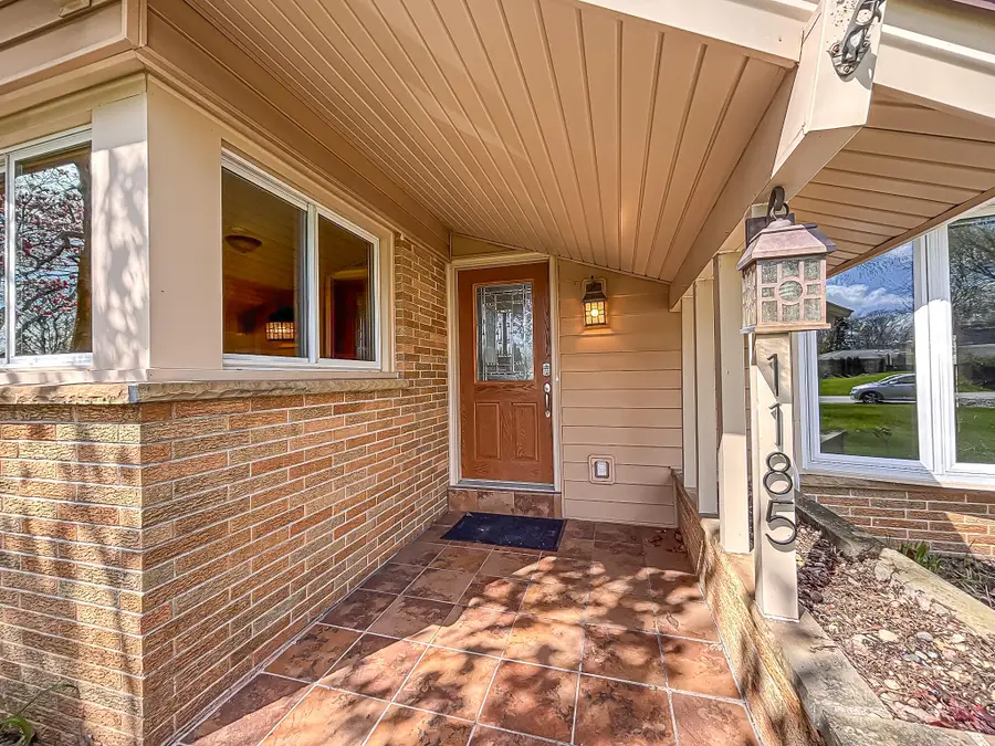 1185 Apache Trl, Brookfield, WI 53005 - #3