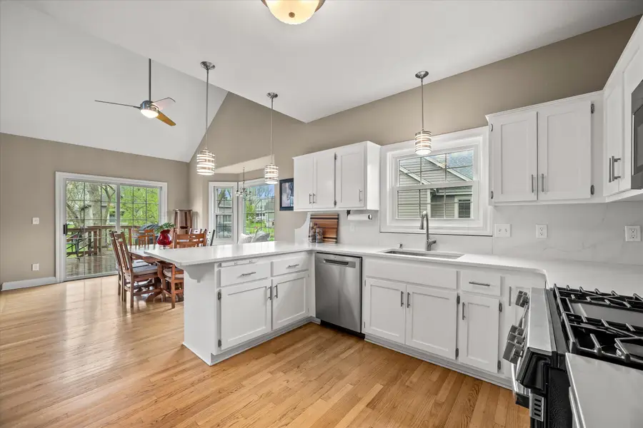 12355 W Whitaker Ave, Greenfield, WI 53228 - #2
