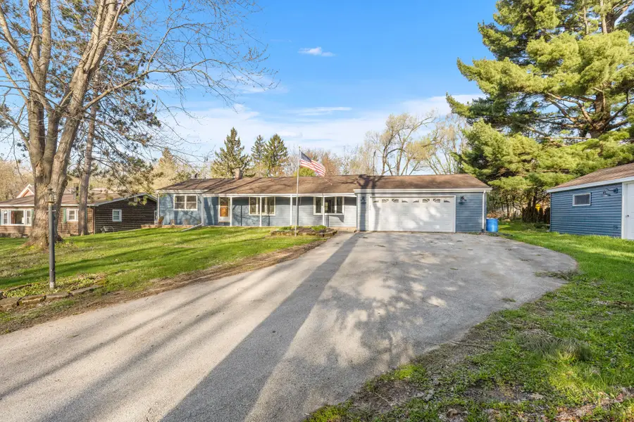 W377S3527 School Section Lake Dr, Ottawa, WI 53118 - #3