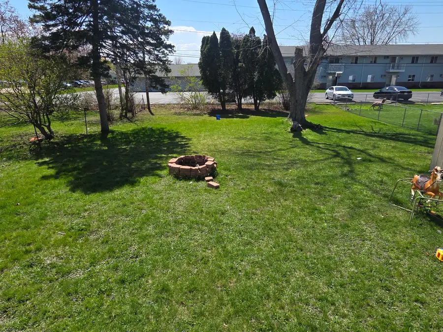 307 Stone St, Beaver Dam, WI 53916 - #2