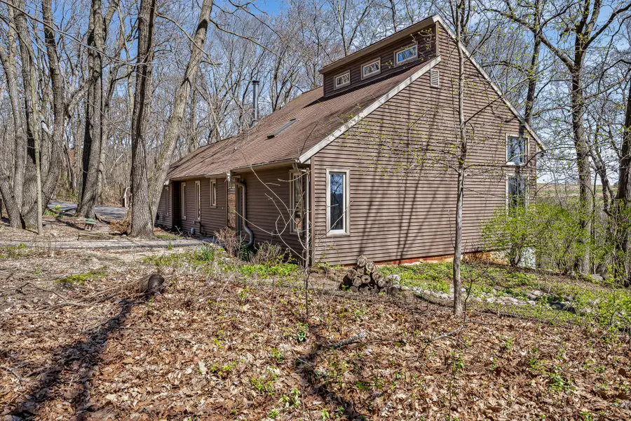 N1930 Forest Ridge Dr, Shelby, WI 54601 - #3