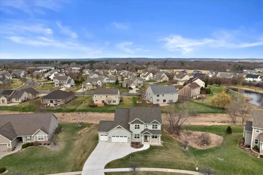 1316 Orchard View Ln, Mukwonago, WI 53149 - #2