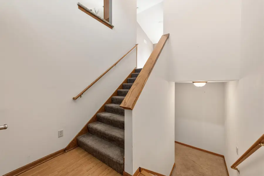 885 Cumberland Ln, Port Washington, WI 53074 - #3