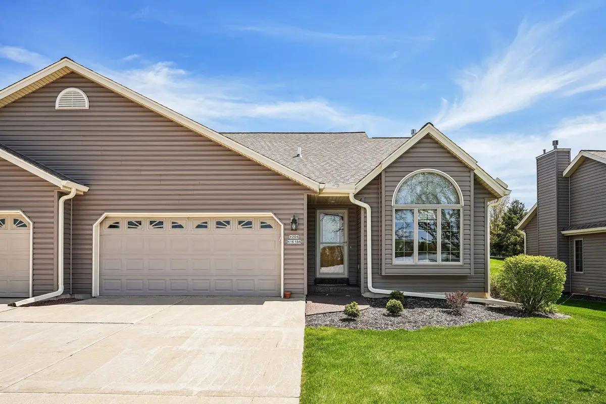 N204W16184 Jackson Dr, Jackson, WI 53037 - #1
