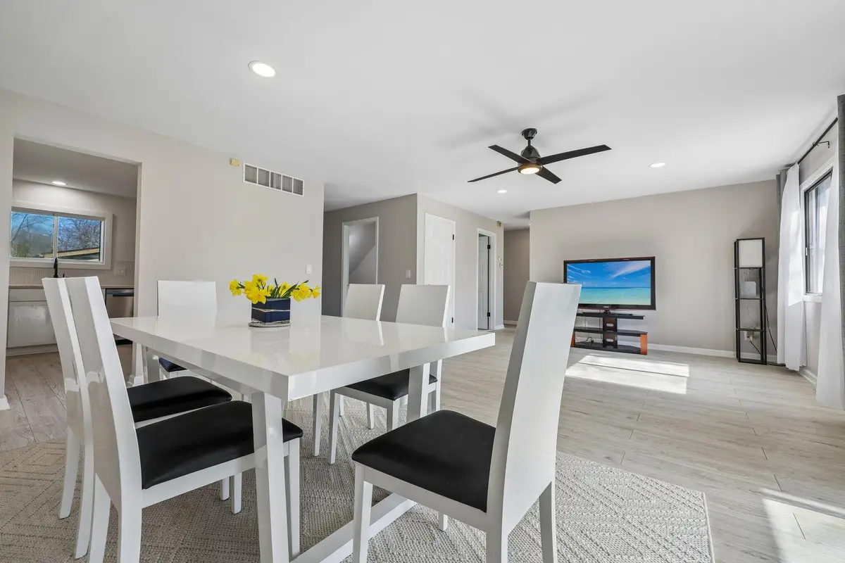 5843 Cambridge Cir, Mount Pleasant, WI 53406 - #1