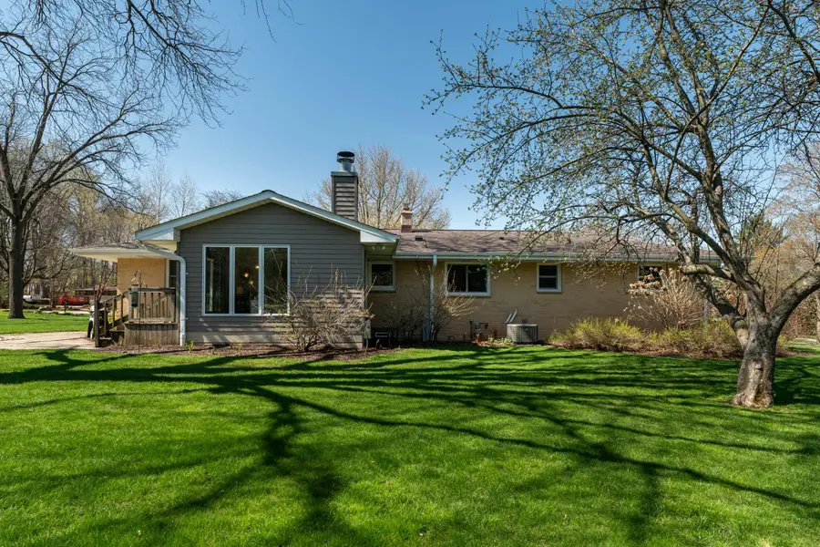 5880 Fulham Ct, Greendale, WI 53129 - #3