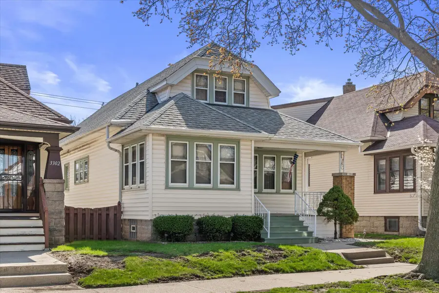 3306 S 15th Pl, Milwaukee, WI 53215 - #2