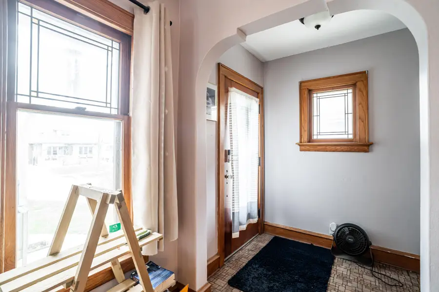 2410 N 61st St, Wauwatosa, WI 53213 - #2