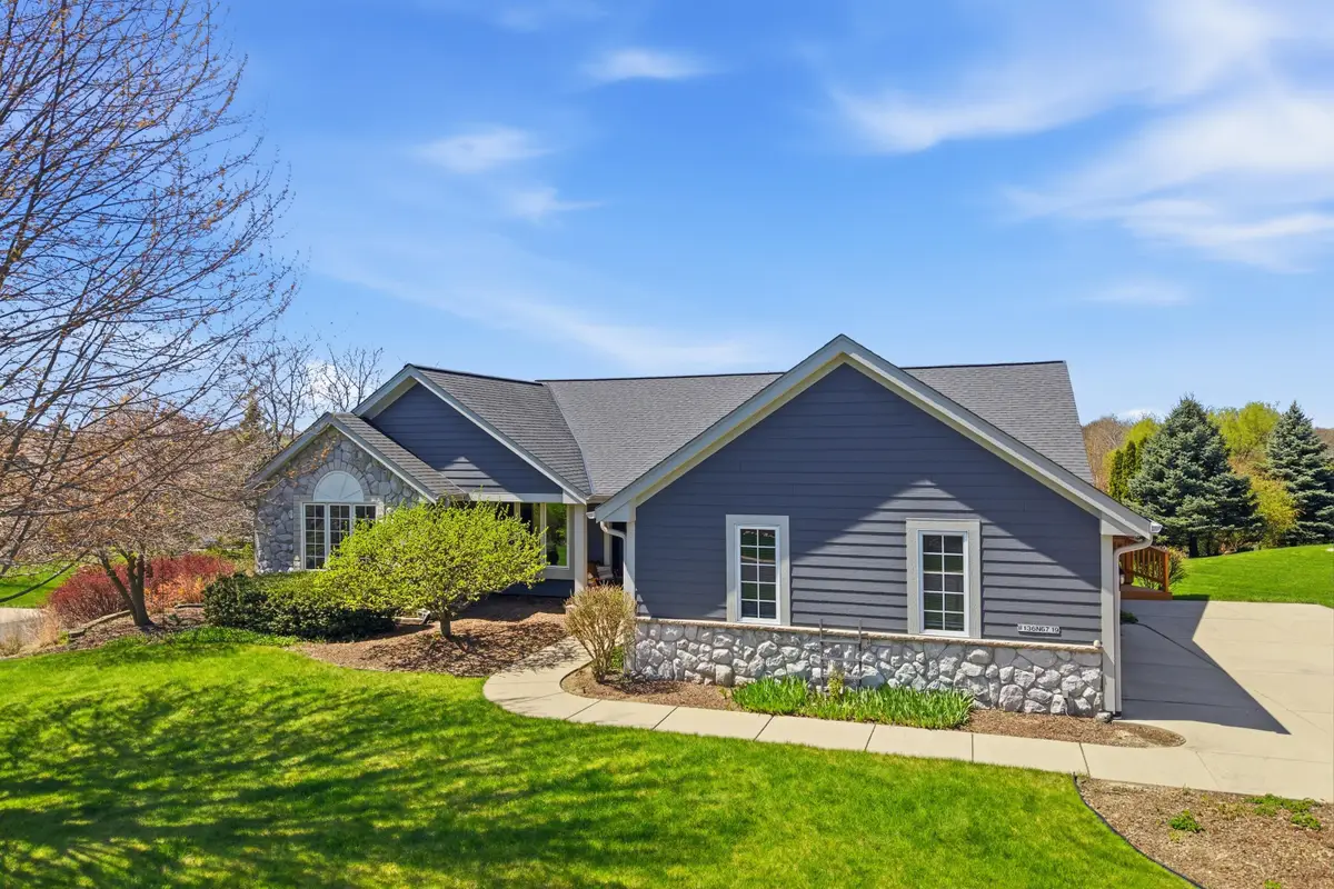 W136N6719 Claas Rd, Menomonee Falls, WI 53051 - #1