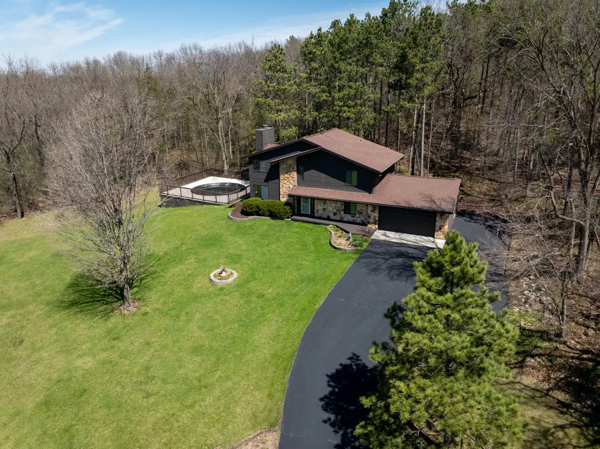 S46W35820 Meadows Dr, Ottawa, WI 53118 - #1