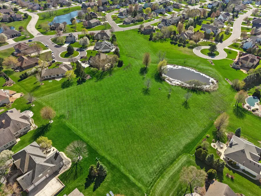 209 Green Valley Dr, Mount Pleasant, WI 53406 - #3