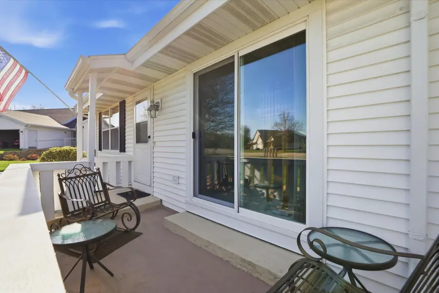 628 Westbury Ln, Delavan, WI 53115 - #2