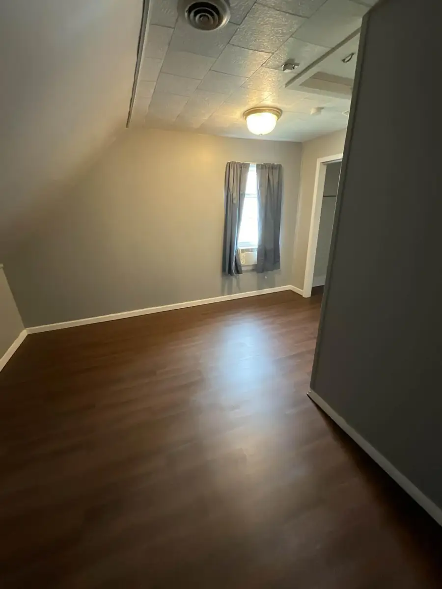 1023 W Washington St, West Bend, WI 53095 - #3