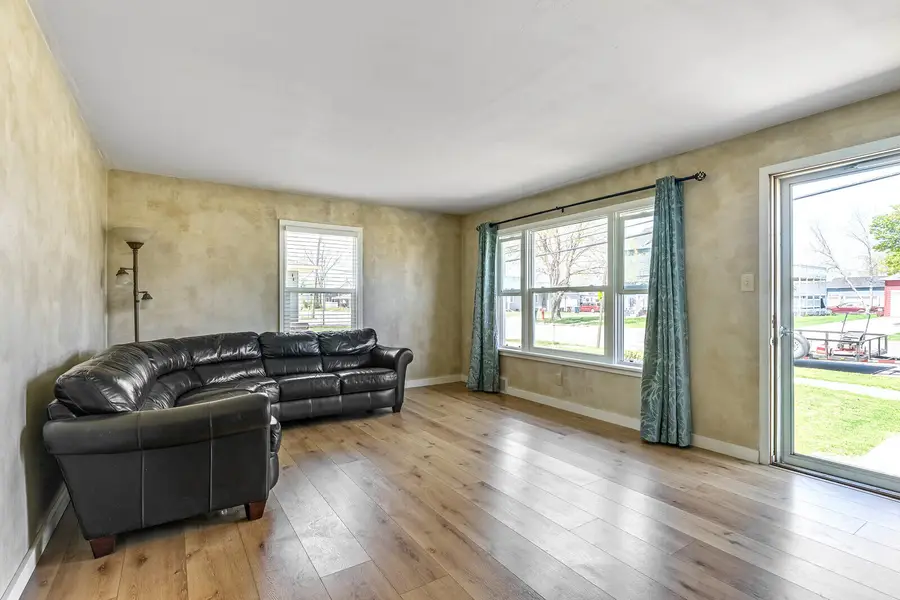 511 Garland St E, West Salem, WI 54669 - #2