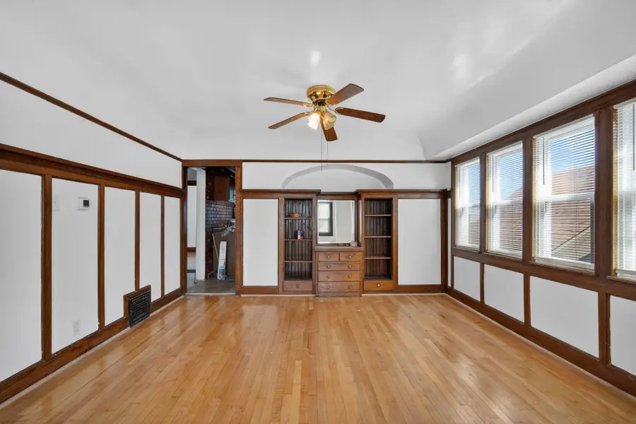 3060 N 36th St, Milwaukee, WI 53210 - #2