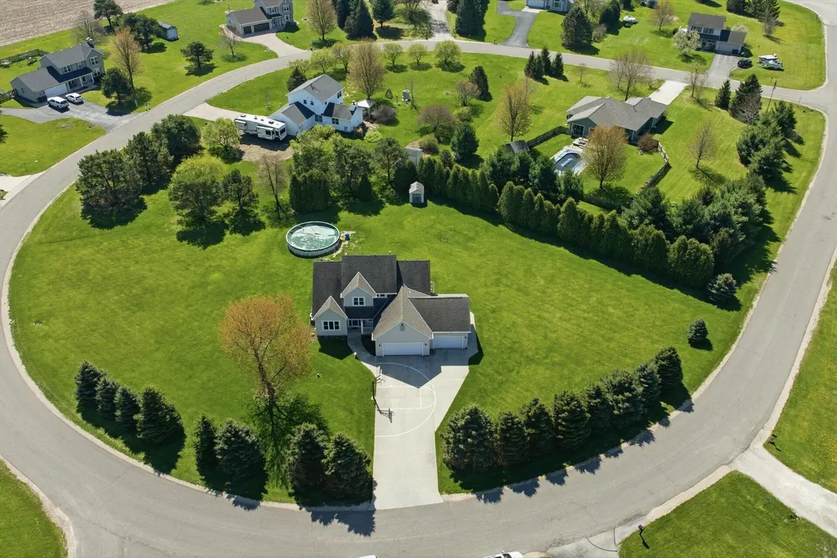 N8034 Nicky Ct, Troy, WI 53120 - #1