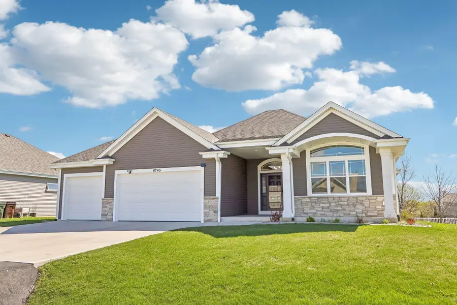 6745 Elderberry Rd, Caledonia, WI 53402 - #2