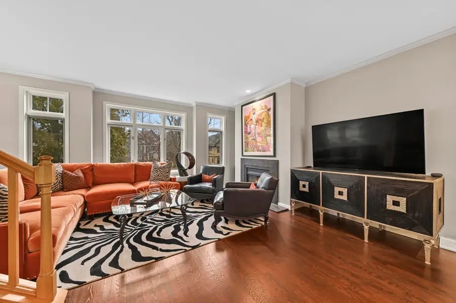 2224 E Edgewood Ave, Shorewood, WI 53211 - #3