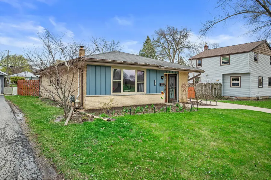 3670 S 97th St, Milwaukee, WI 53228 - #3