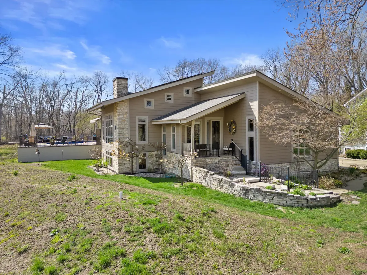 9112 3rd Ave, Pleasant Prairie, WI 53158 - #1