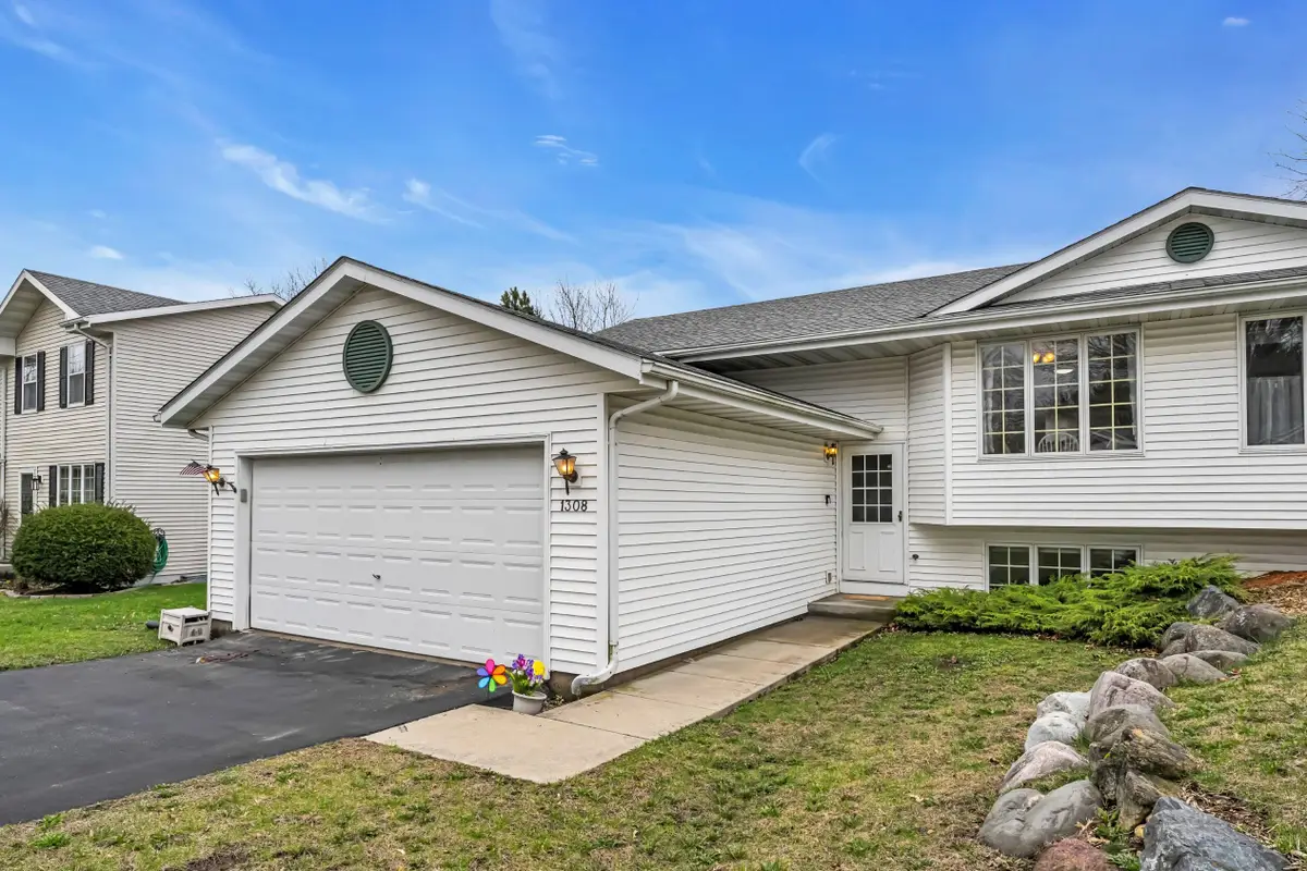 1308 Birchwood St, Delavan, WI 53115 - #1