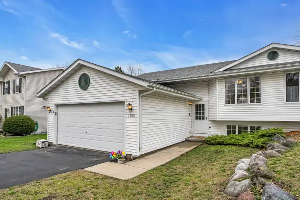 1308 Birchwood St, Delavan, WI 53115