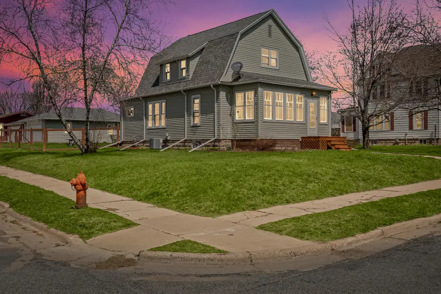 114 Washington St, Westby, WI 54667 - #2