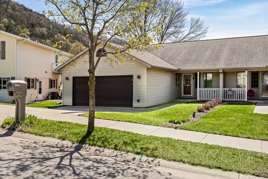 3532 Levy Ln, La Crosse, WI 54601 - #3