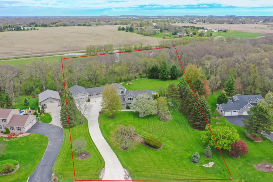 25610 Deer Ridge Trl, Norway, WI 53185 - #2
